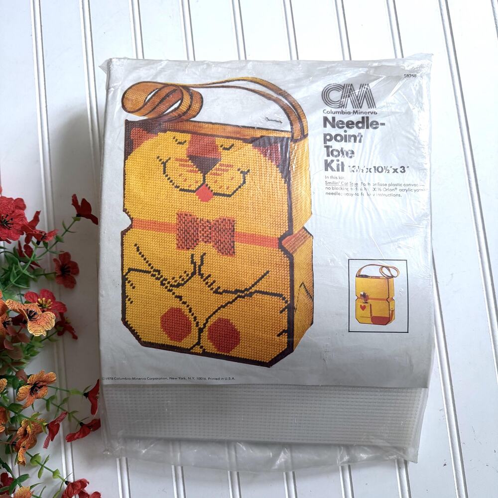 Vintage Columbia Minerva Needlepoint Tote Kit Smiling Cat 1978 New Old Stock